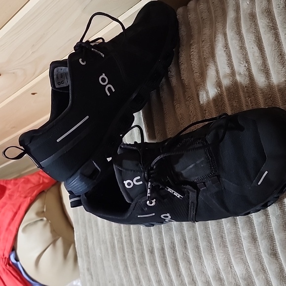 On Running Cloud Swiss Engineering - Picture 3 of 5